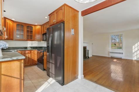 219 Hollow Tree Ridge Road Darien CT 06820