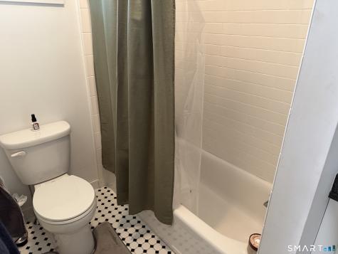 17 Oenoke Place Stamford CT 06907