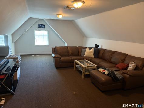 17 Oenoke Place Stamford CT 06907