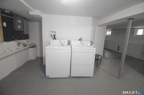 807 Brewster Street Bridgeport CT 06605