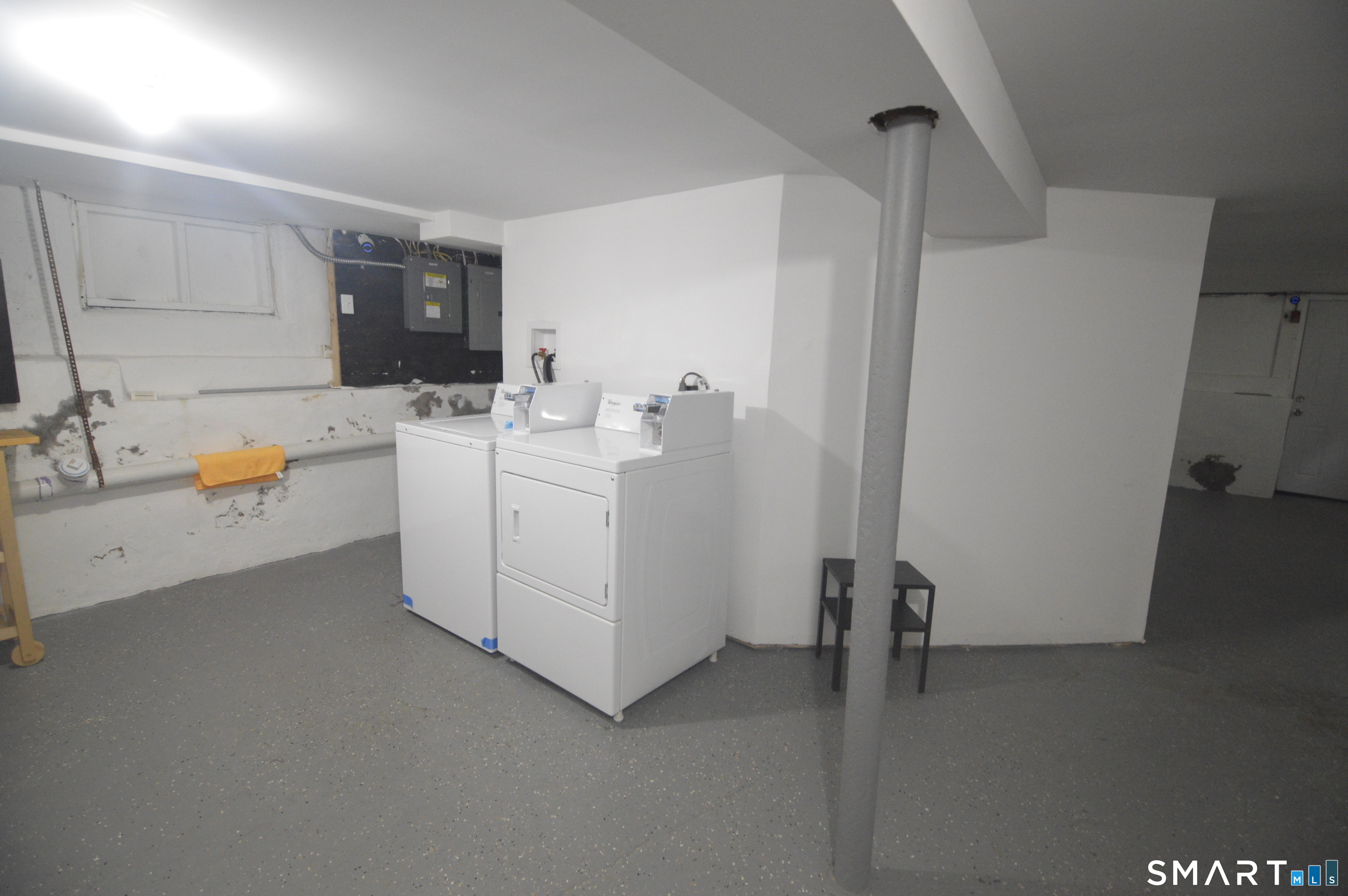 807 Brewster Street Bridgeport CT 06605