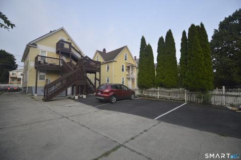 807 Brewster Street Bridgeport CT 06605