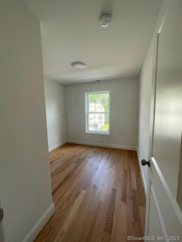 1686 Litchfield Turnpike Woodbridge CT 06525
