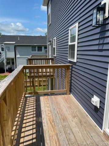 1686 Litchfield Turnpike Woodbridge CT 06525