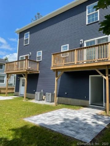 1686 Litchfield Turnpike Woodbridge CT 06525