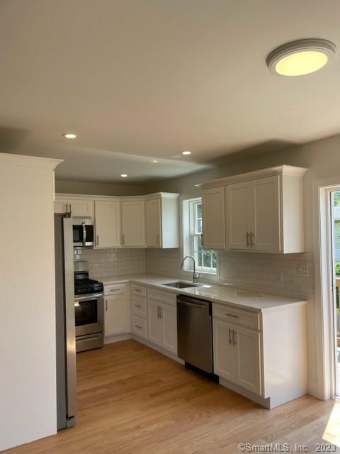 1686 Litchfield Turnpike Woodbridge CT 06525