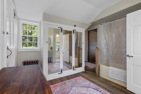 90 Duck Hole Road Guilford CT 06437