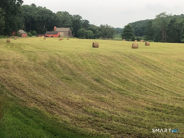 90 Duck Hole Road Guilford CT 06437