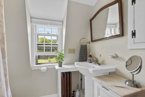 90 Duck Hole Road Guilford CT 06437