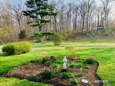 90 Duck Hole Road Guilford CT 06437