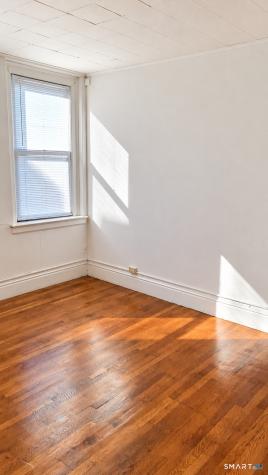 43 Granite Street New London CT 06320