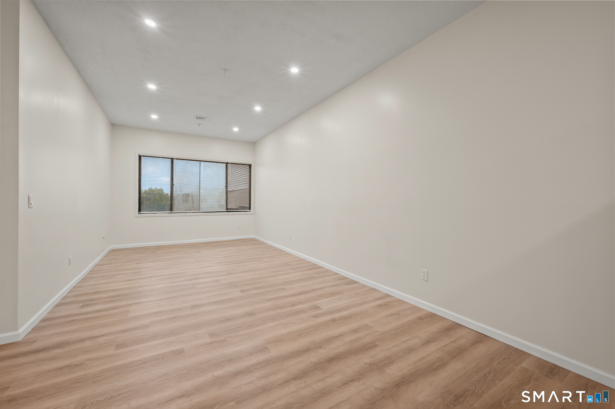 594 Main Street Middletown CT 06457