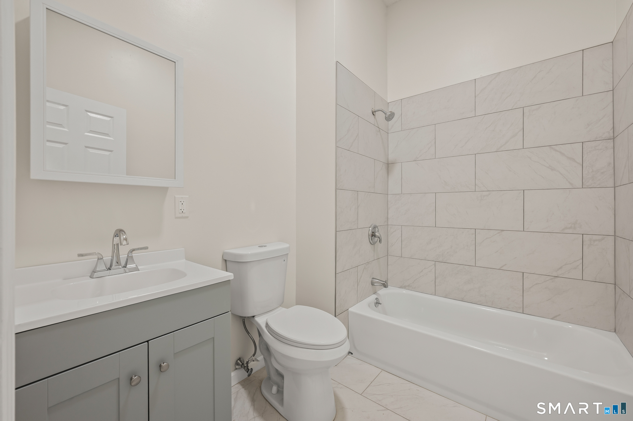 594 Main Street Middletown CT 06457
