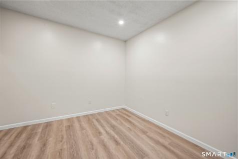 594 Main Street Middletown CT 06457
