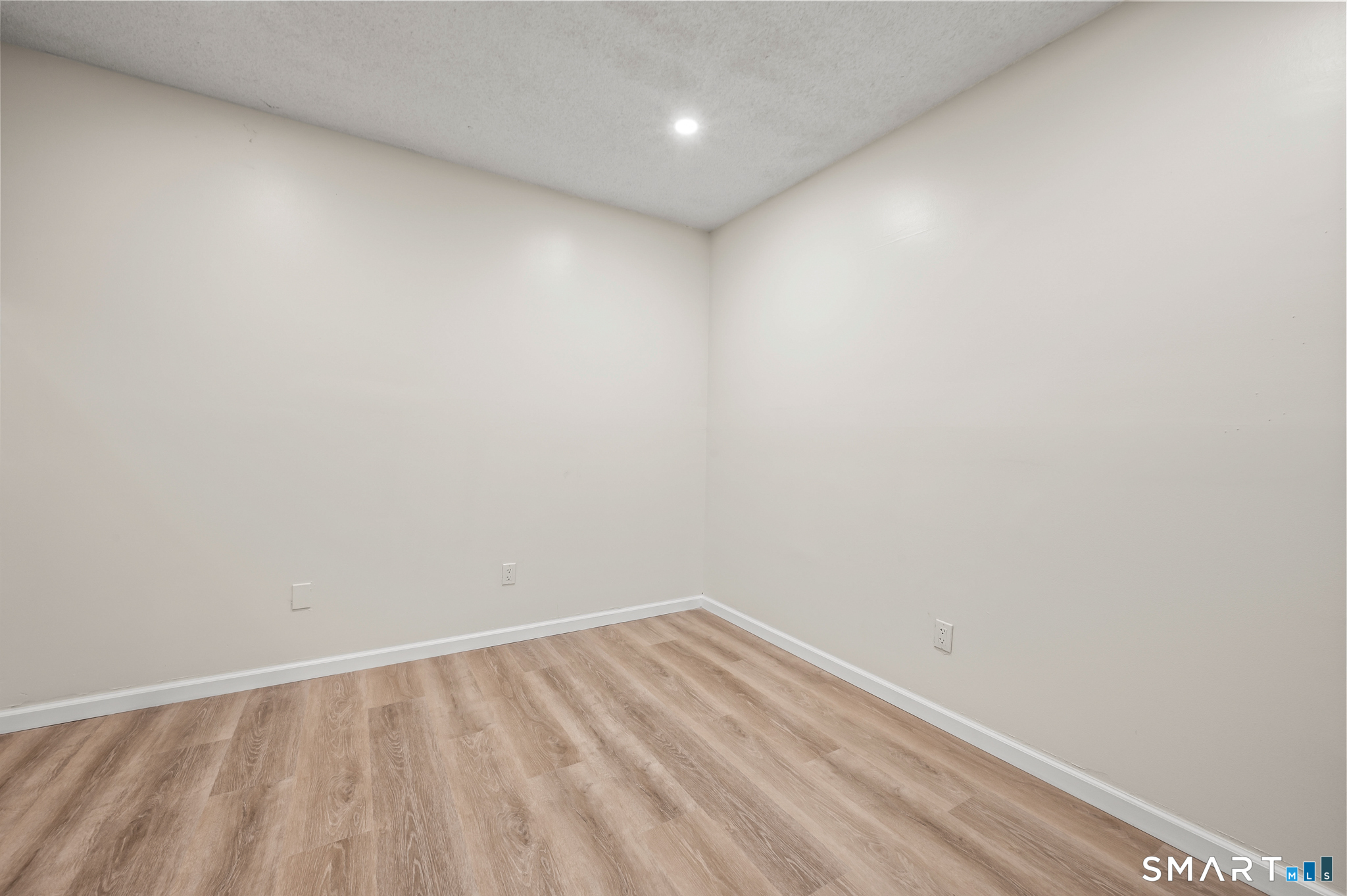594 Main Street Middletown CT 06457