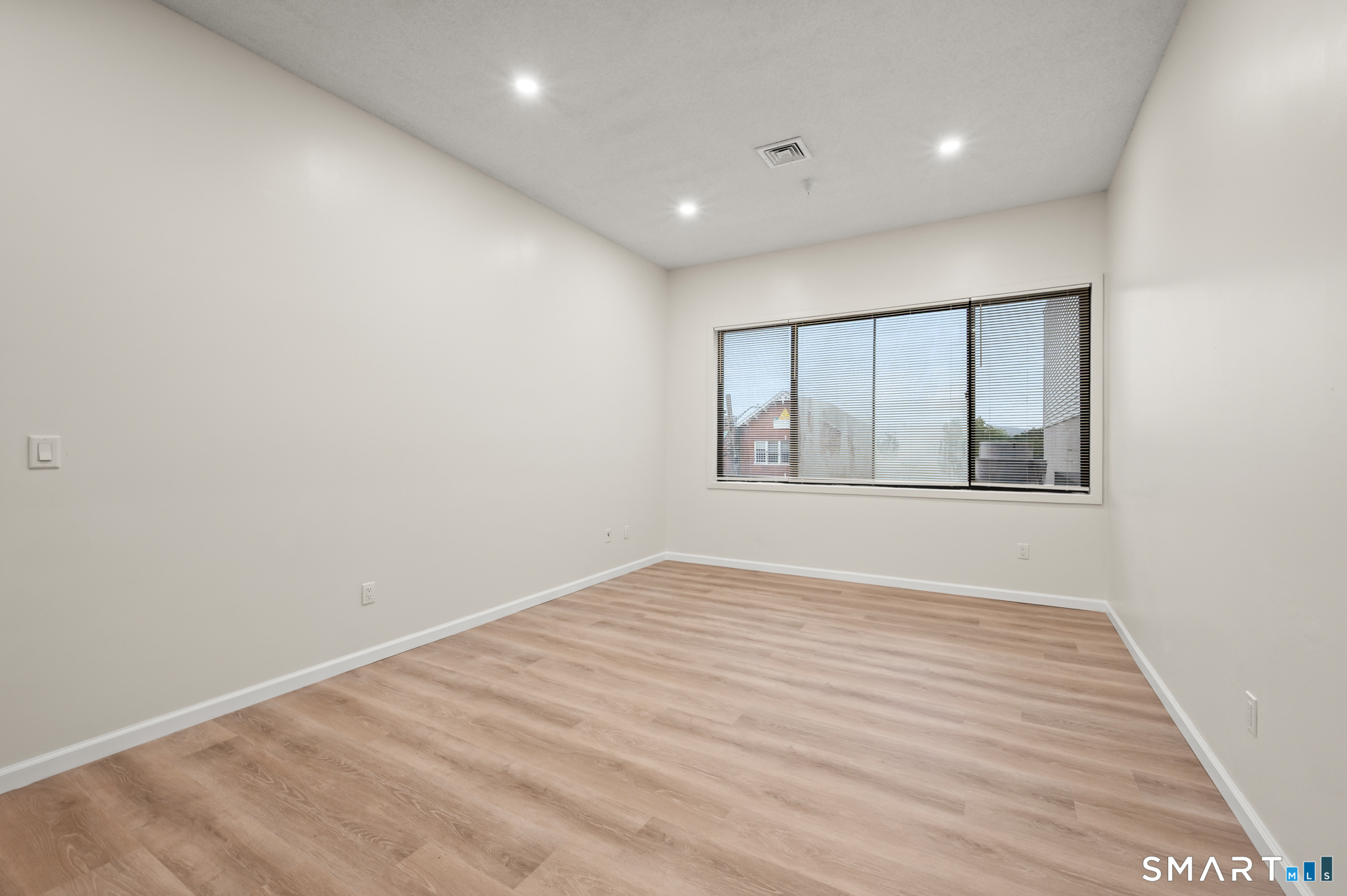 594 Main Street Middletown CT 06457