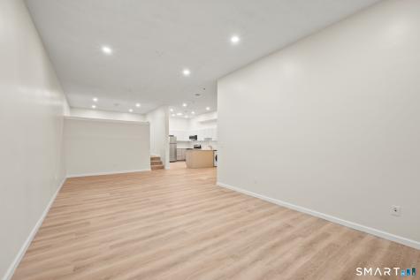 594 Main Street Middletown CT 06457