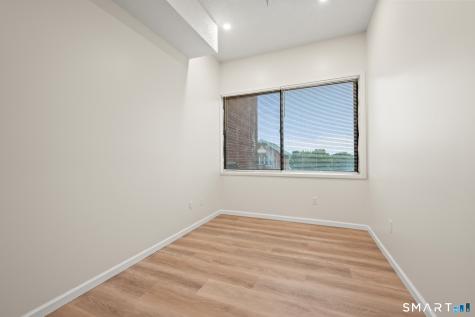 594 Main Street Middletown CT 06457