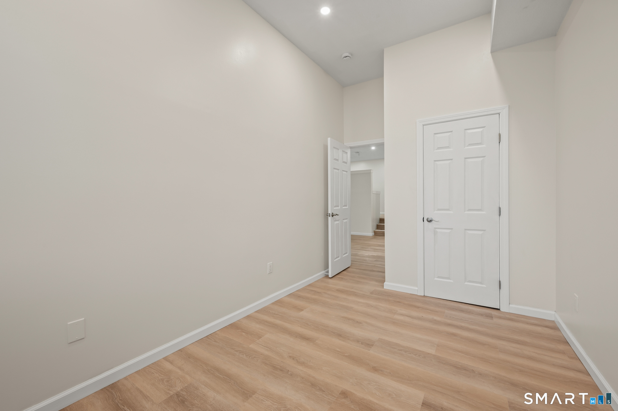 594 Main Street Middletown CT 06457