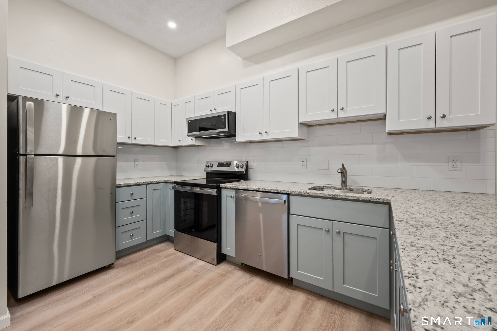 594 Main Street Middletown CT 06457