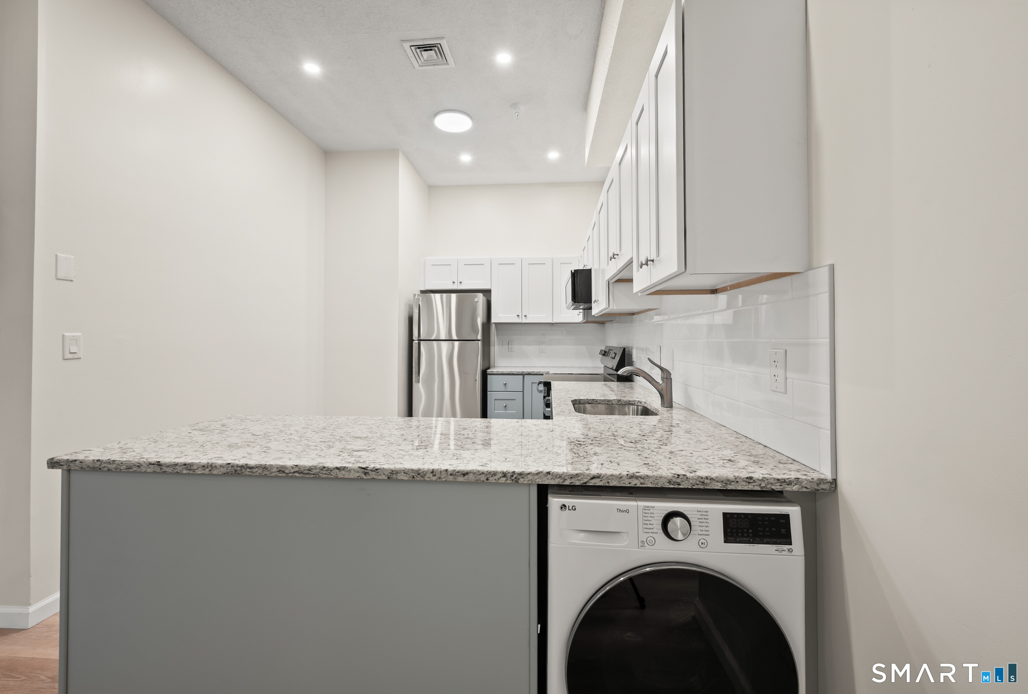 594 Main Street Middletown CT 06457