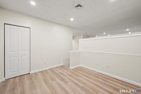 594 Main Street Middletown CT 06457