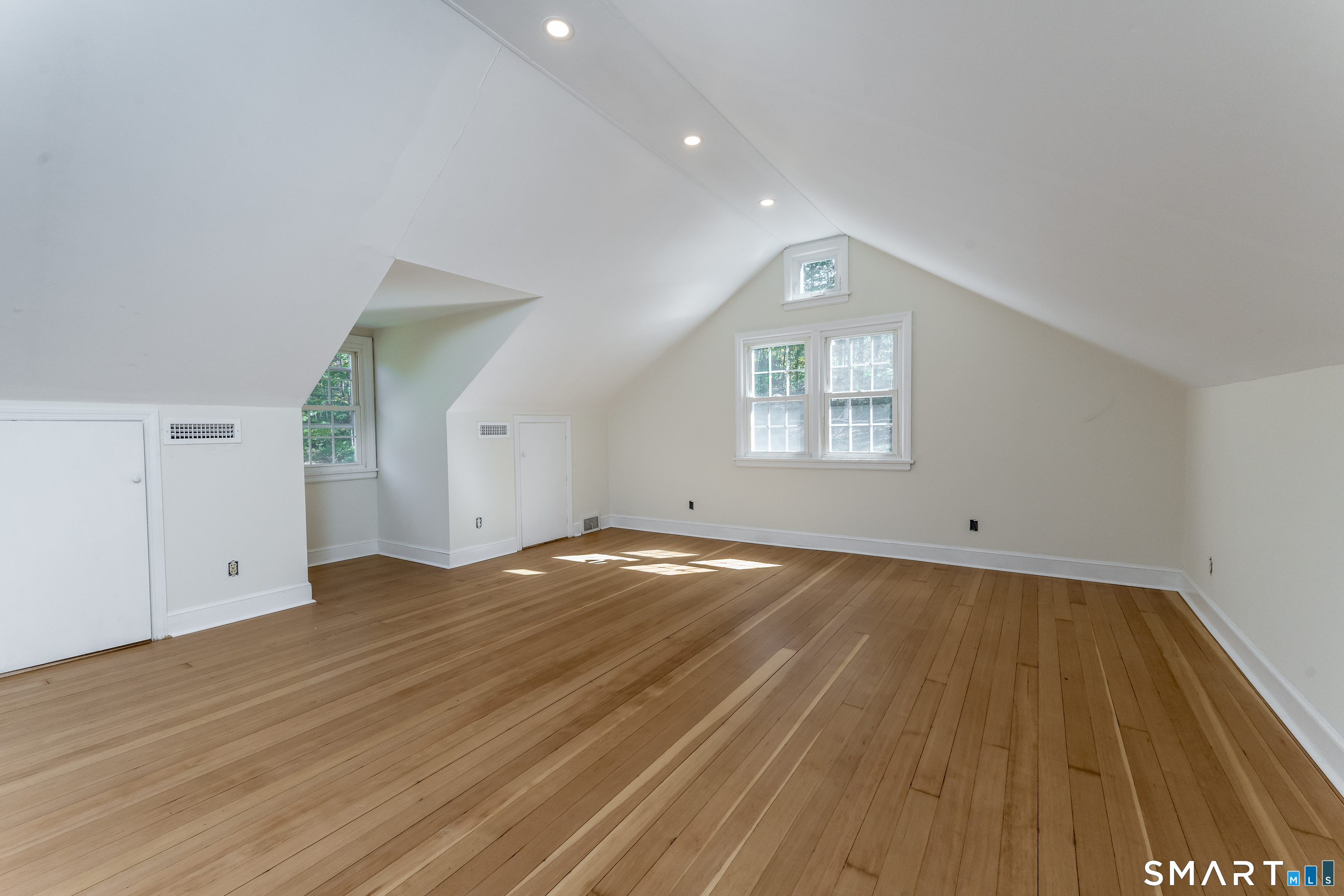 124 Old Sherman Hill Road Woodbury CT 06798