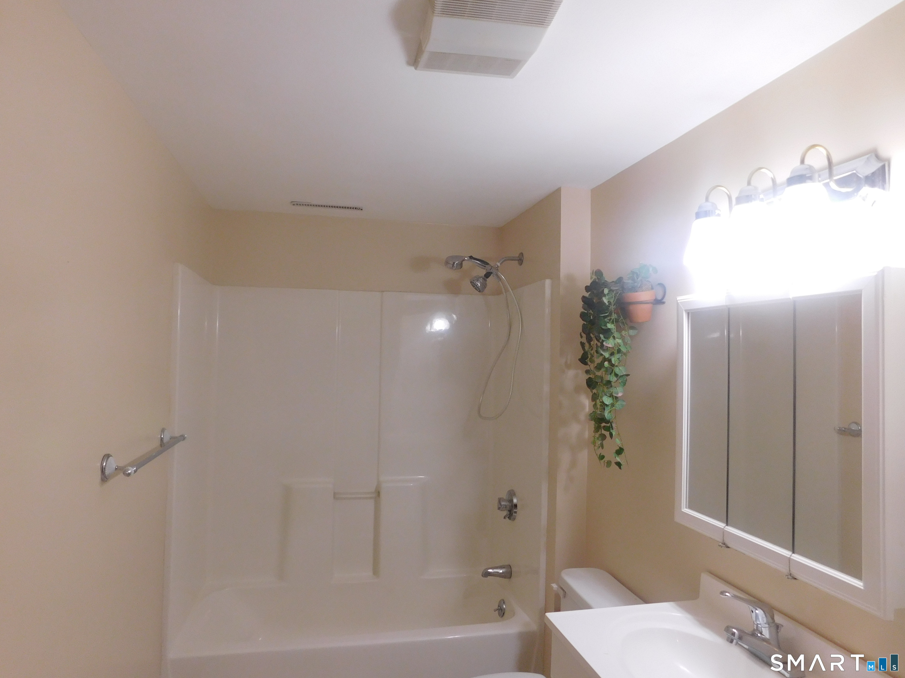 6 Daybreak Lane Shelton CT 06484