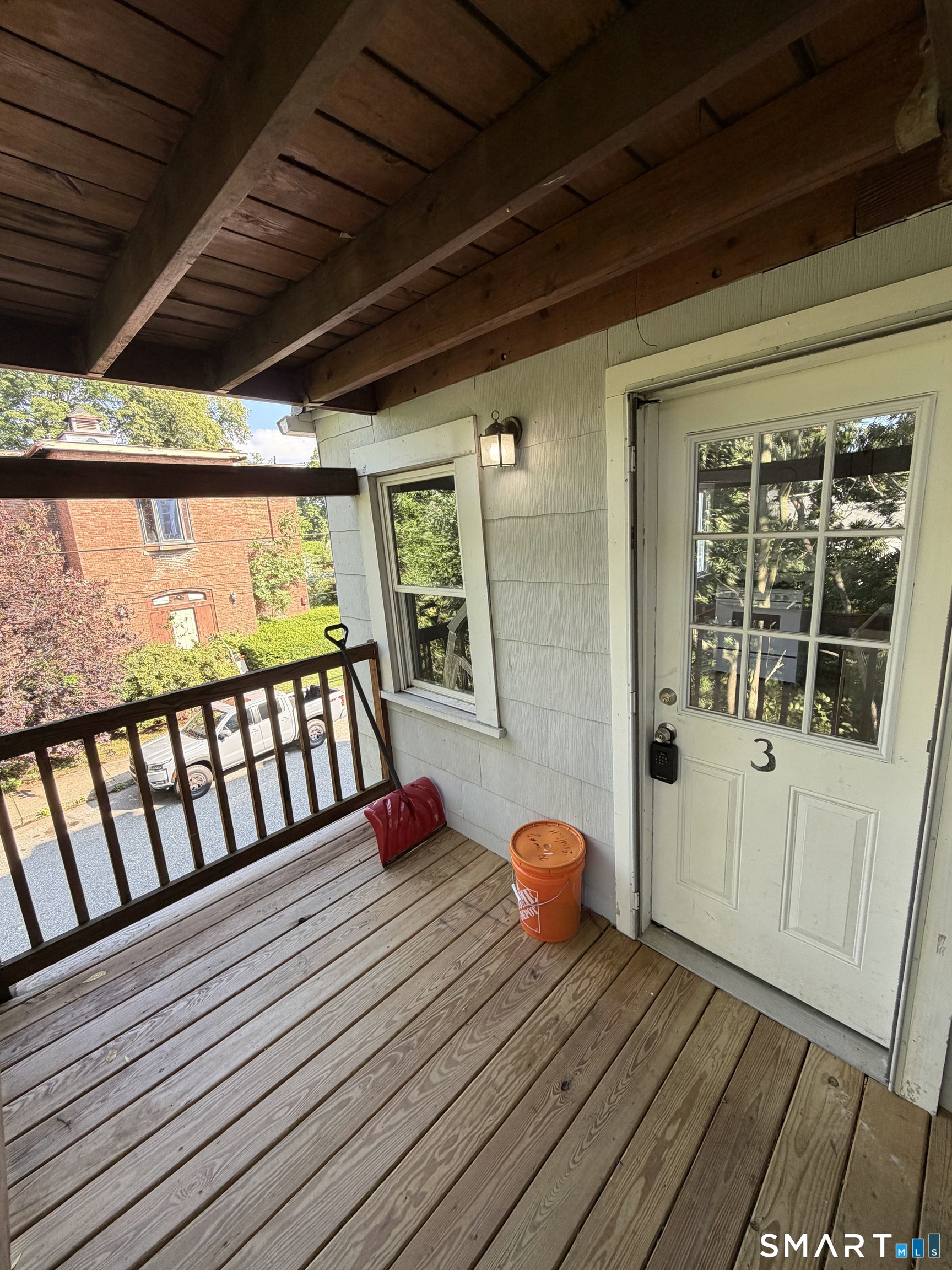 22 Hawthorne Street Norwich CT 06360