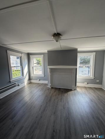 22 Hawthorne Street Norwich CT 06360