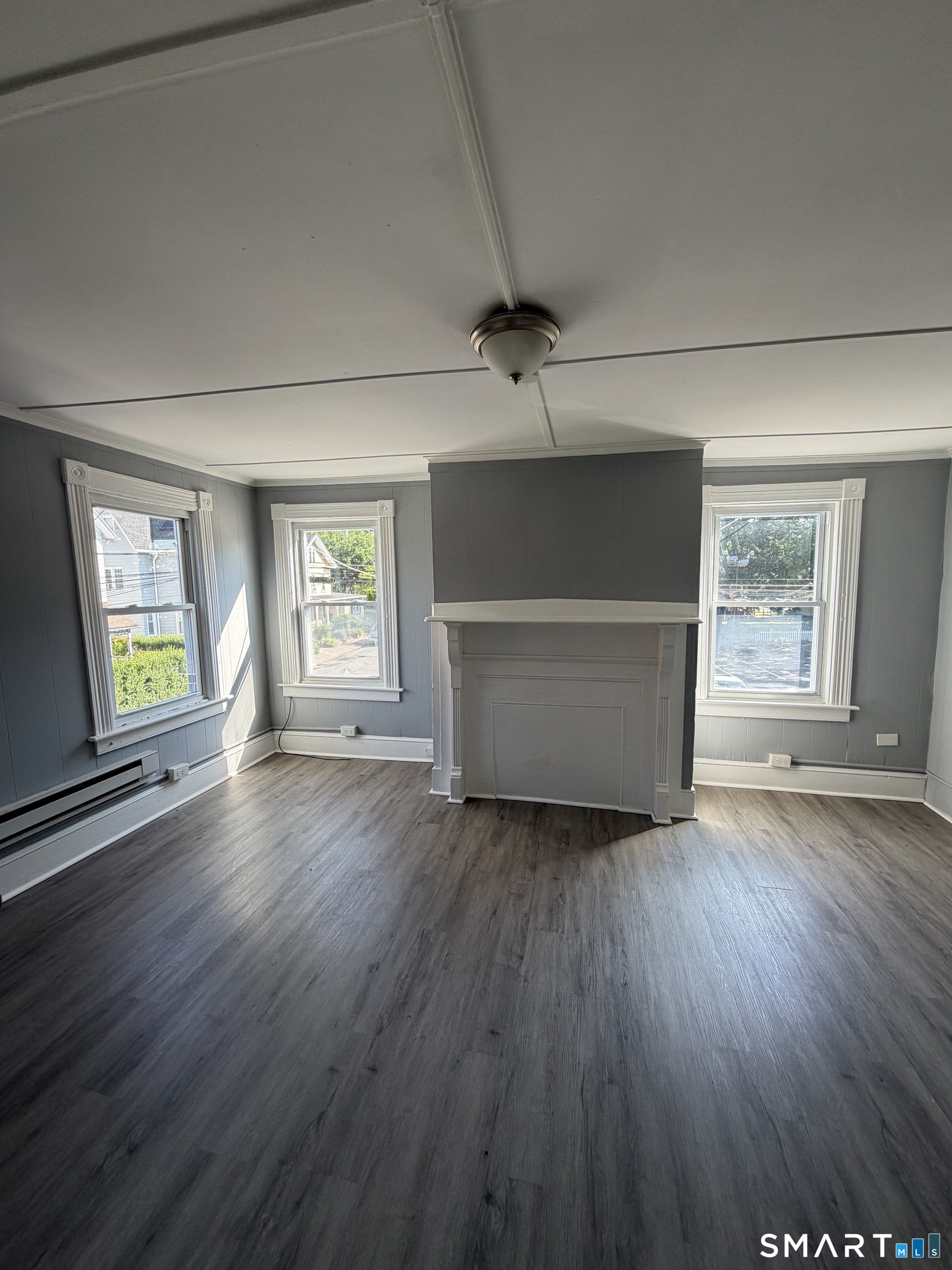 22 Hawthorne Street Norwich CT 06360