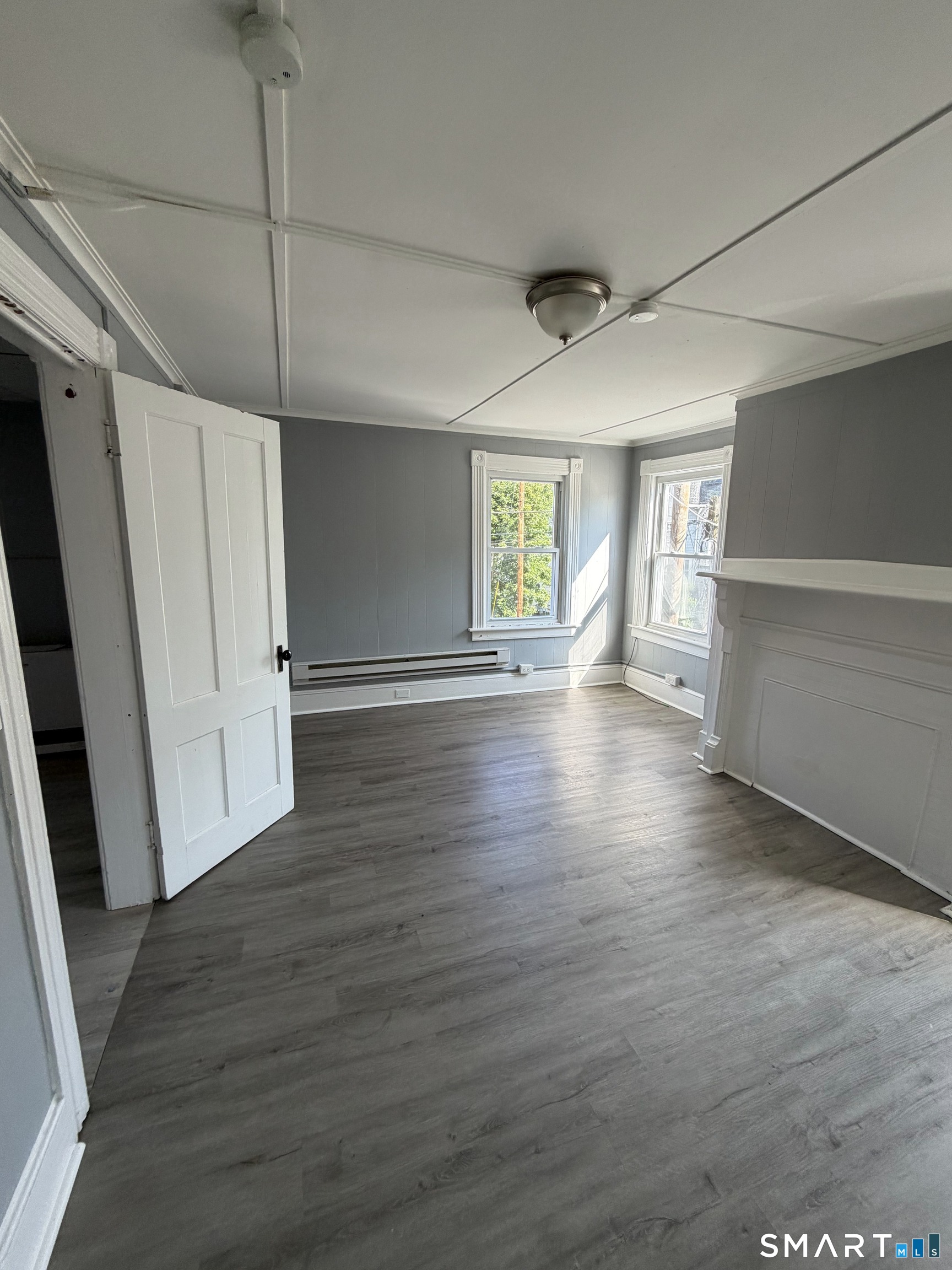 22 Hawthorne Street Norwich CT 06360
