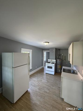 22 Hawthorne Street Norwich CT 06360