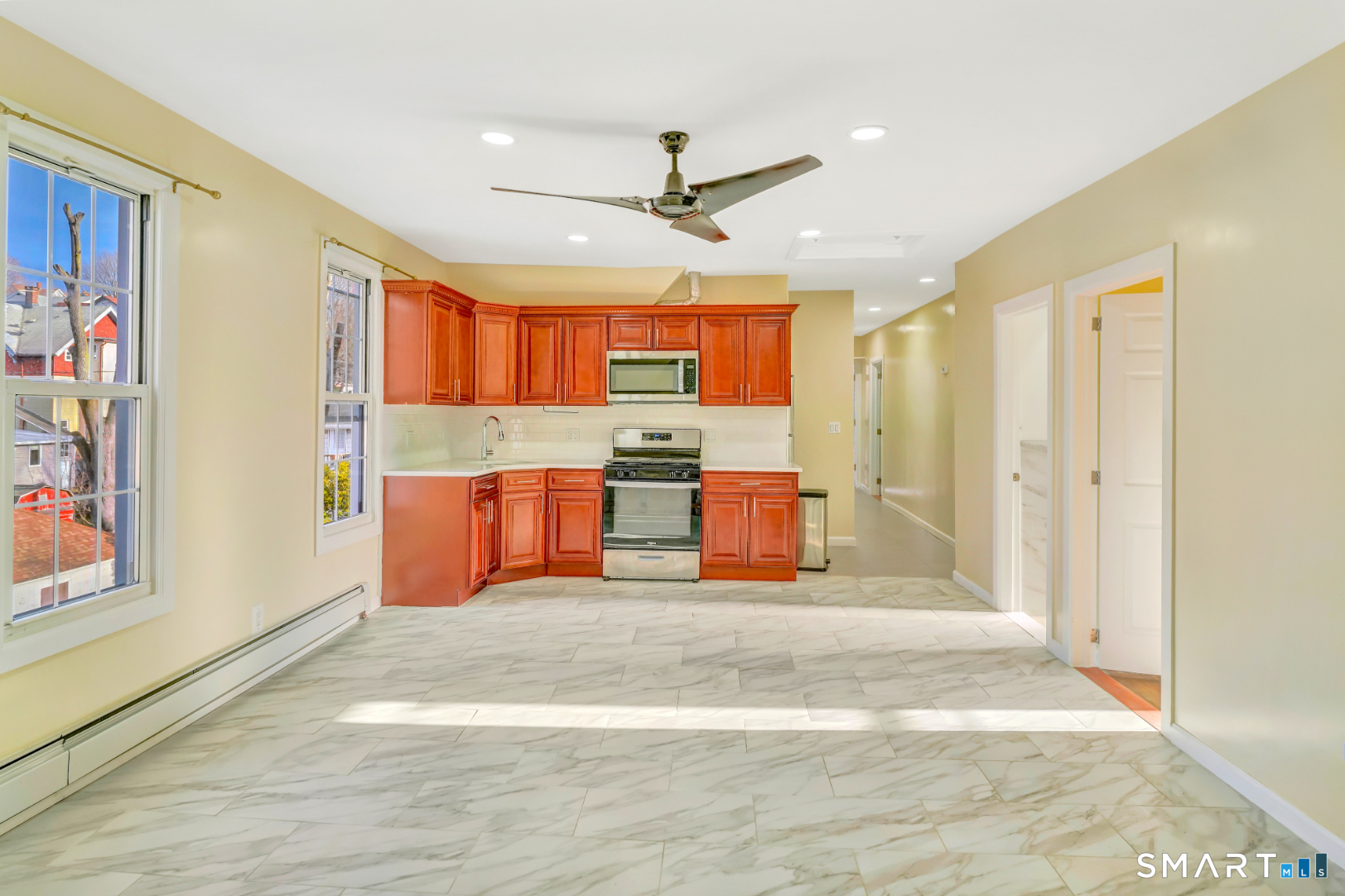 27 Walnut Avenue Waterbury CT 06704