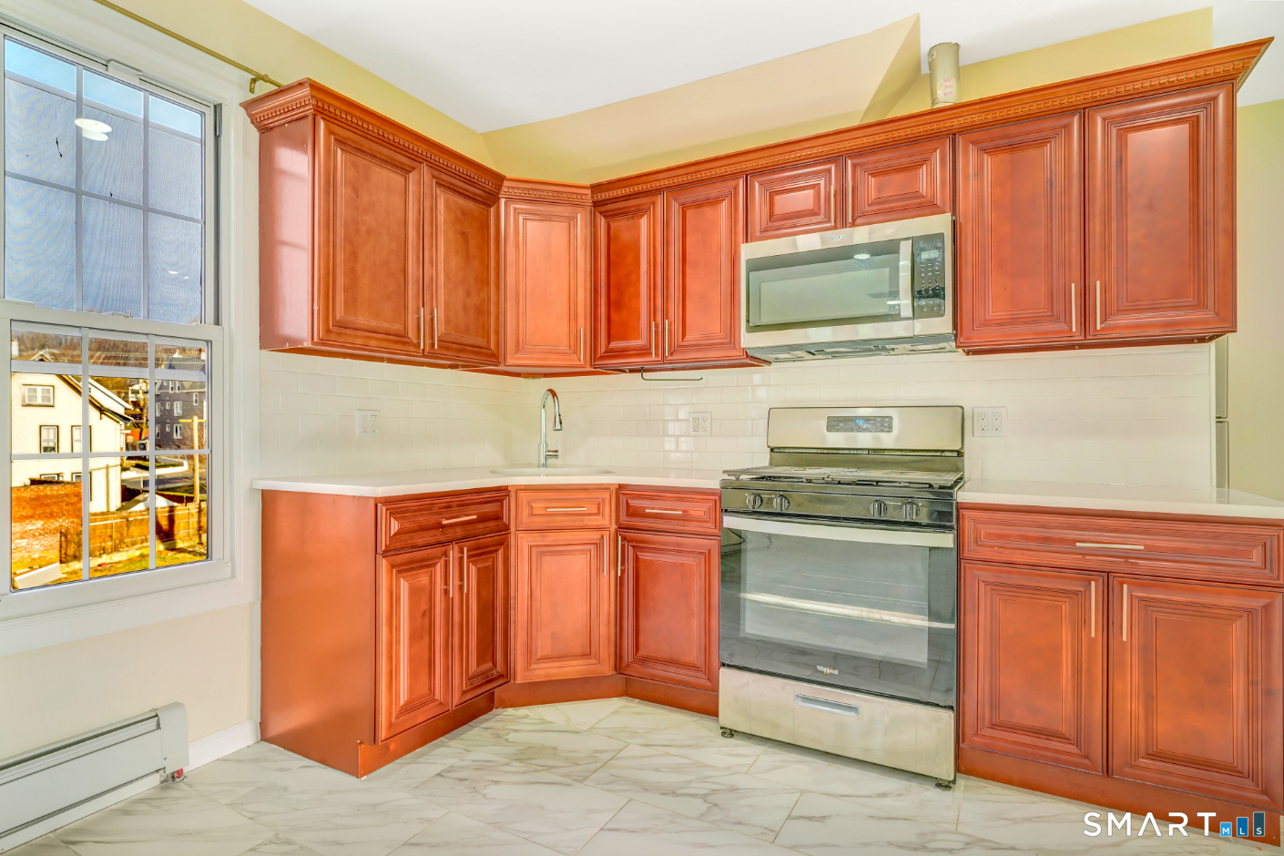 27 Walnut Avenue Waterbury CT 06704