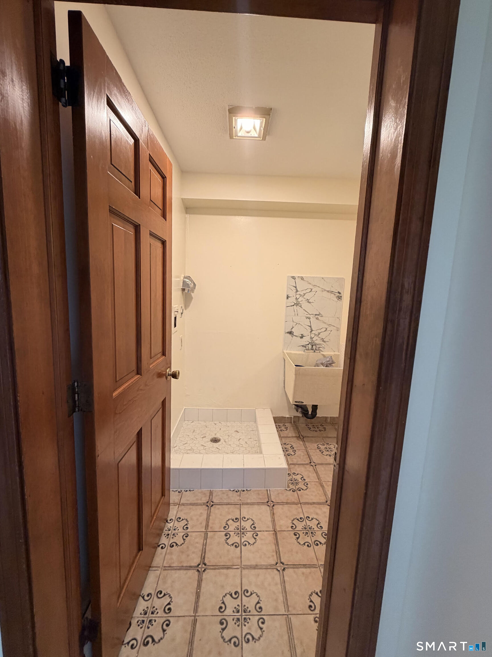 69 Mountford Street Hartford CT 06114