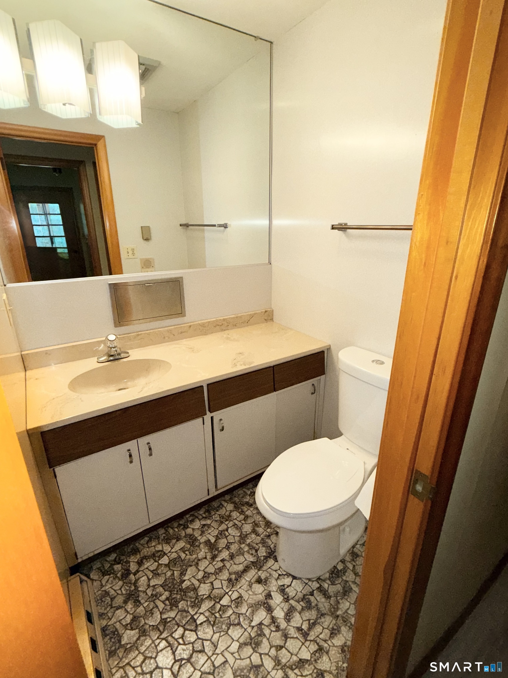 307 North Road East Windsor CT 06106