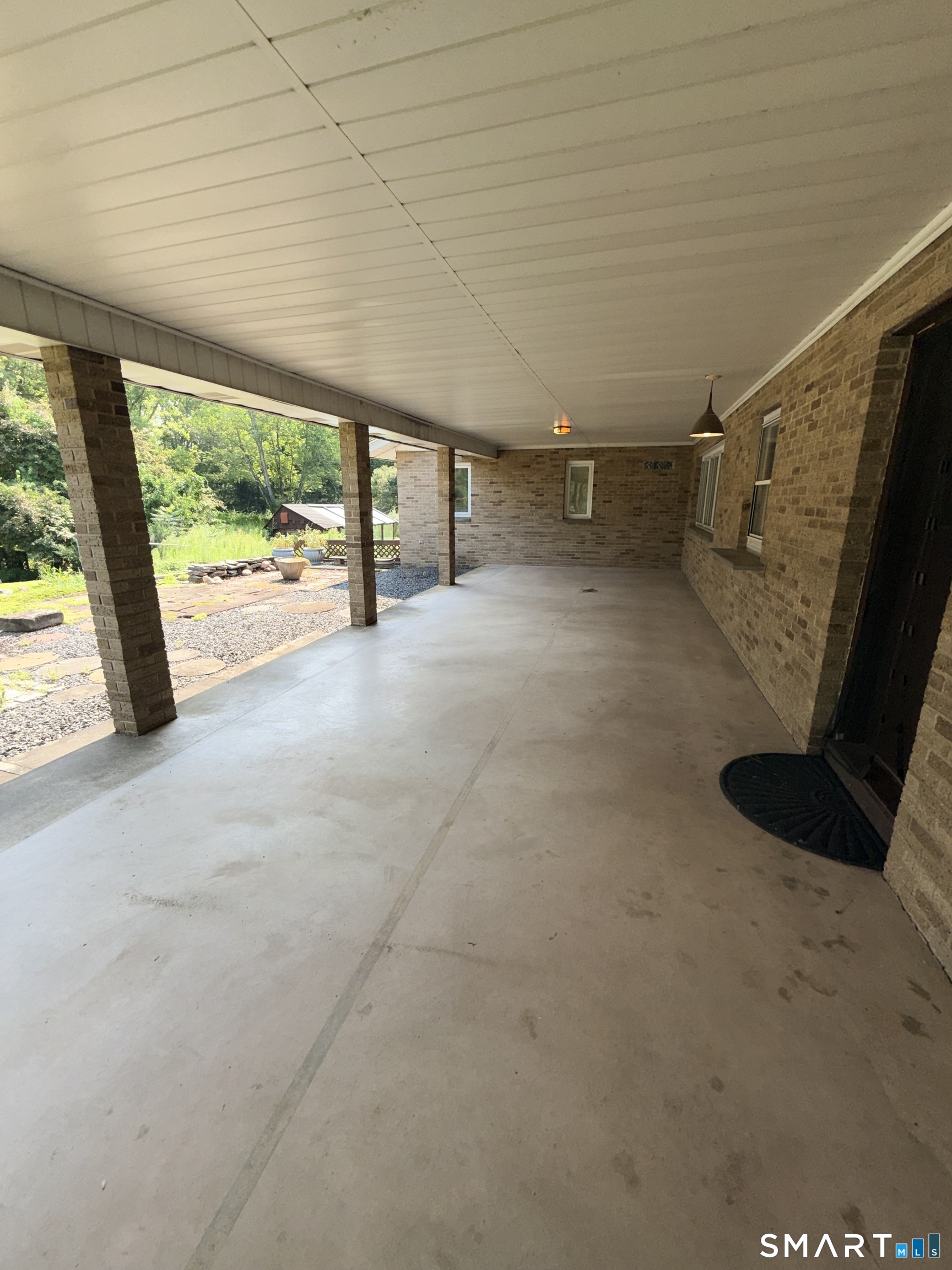 307 North Road East Windsor CT 06106