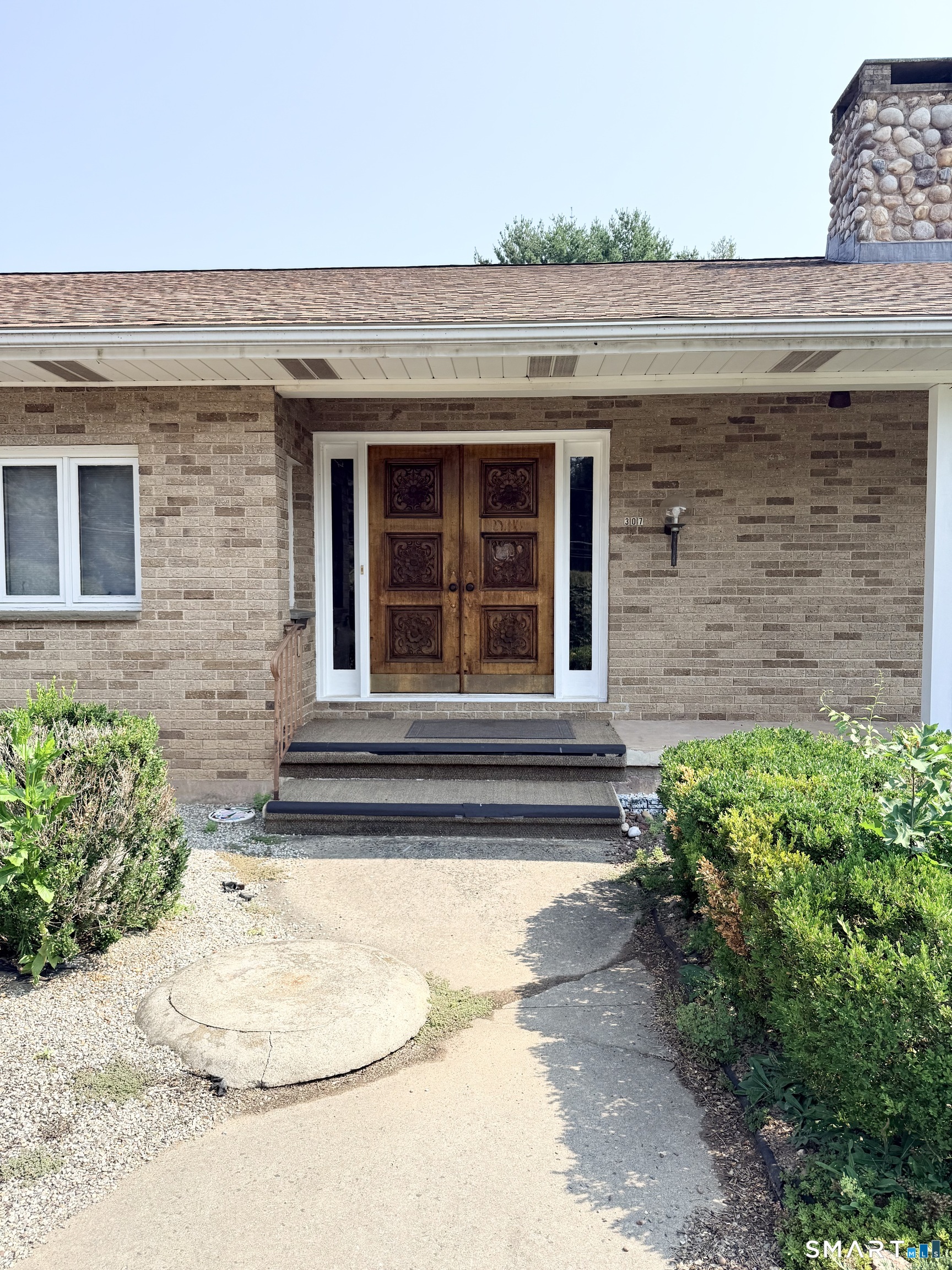 307 North Road East Windsor CT 06106