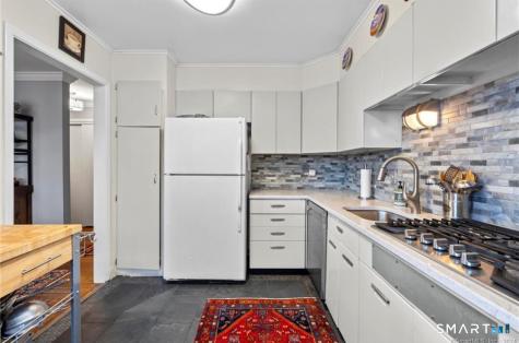 64 North Lake Drive Hamden CT 06517