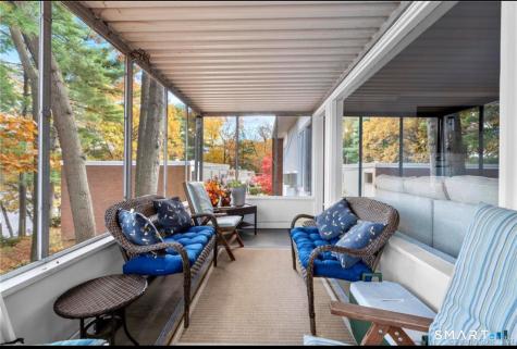 64 North Lake Drive Hamden CT 06517