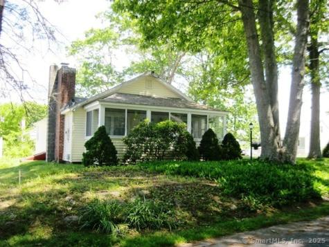 64 Washington Avenue Old Lyme CT 06371