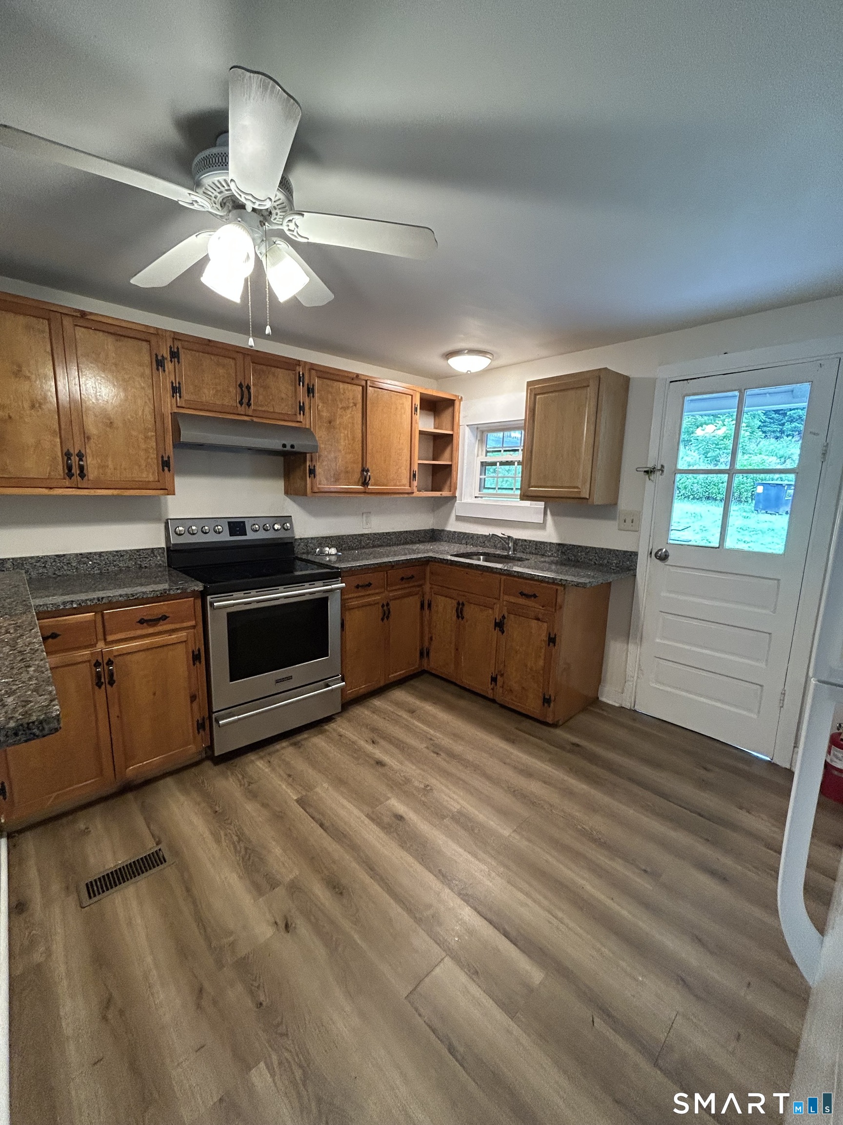 4-2 Weekeepeemee Road Woodbury CT 06798