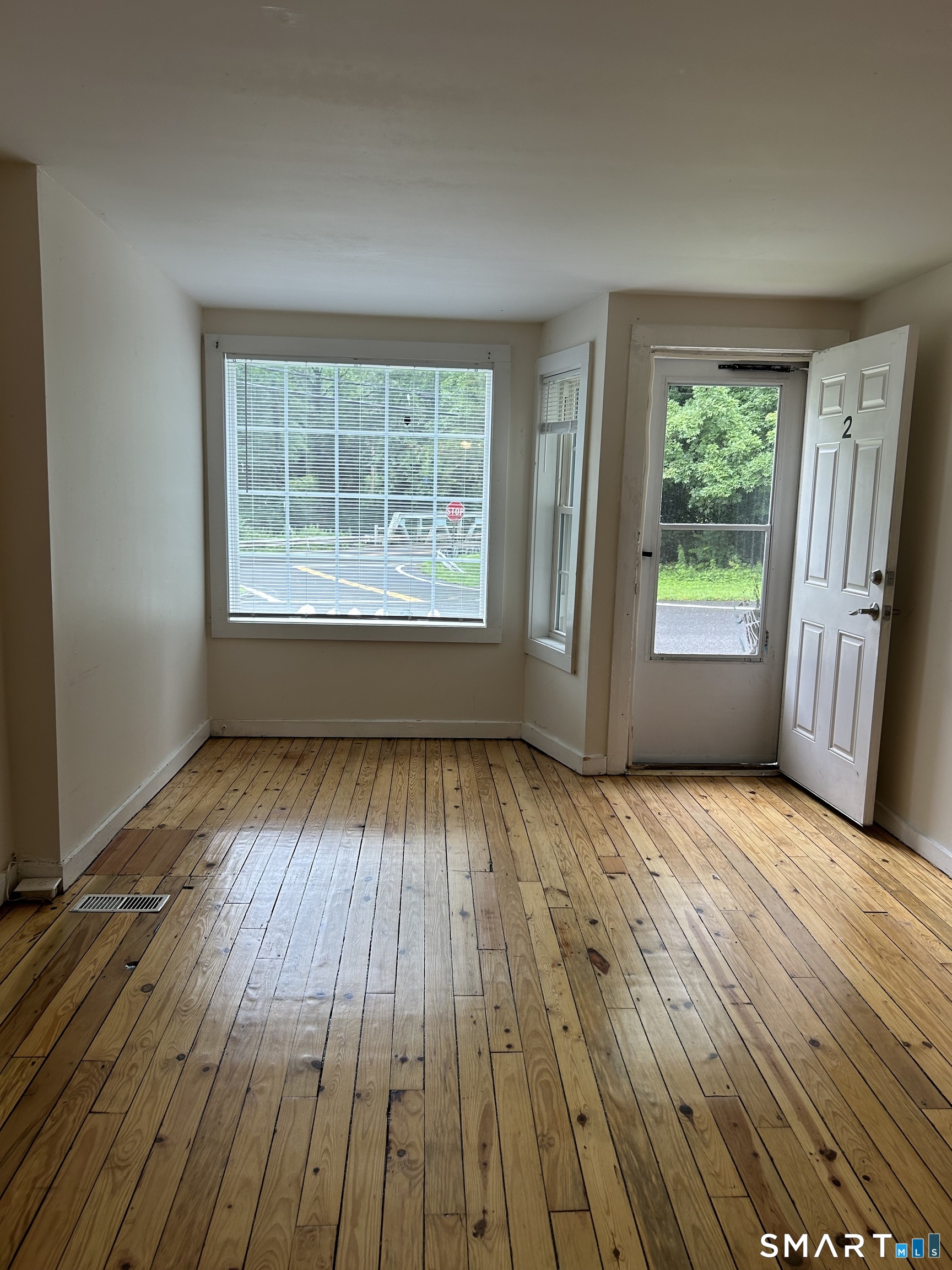 4-2 Weekeepeemee Road Woodbury CT 06798