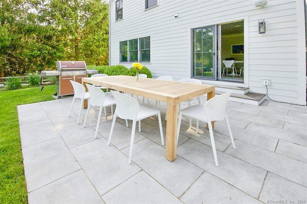 17 Stonybrook Road Westport CT 06880