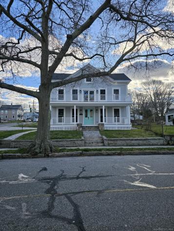 281 Pequot Avenue New London CT 06320