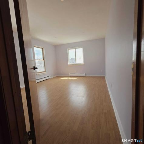 124 Geddes Terrace Waterbury CT 06708