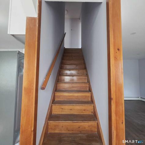124 Geddes Terrace Waterbury CT 06708