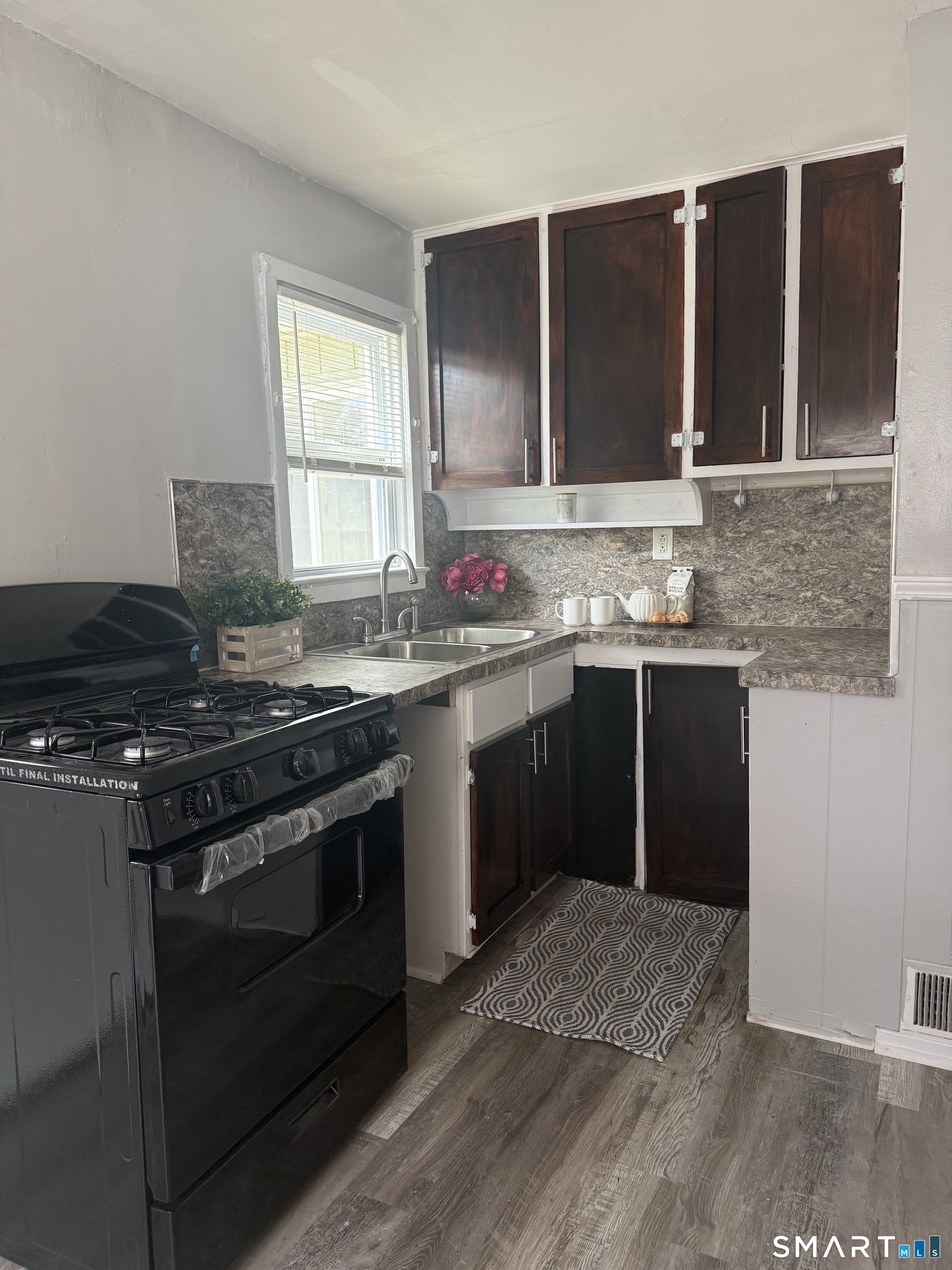 43 Pioneer Circle Manchester CT 06040
