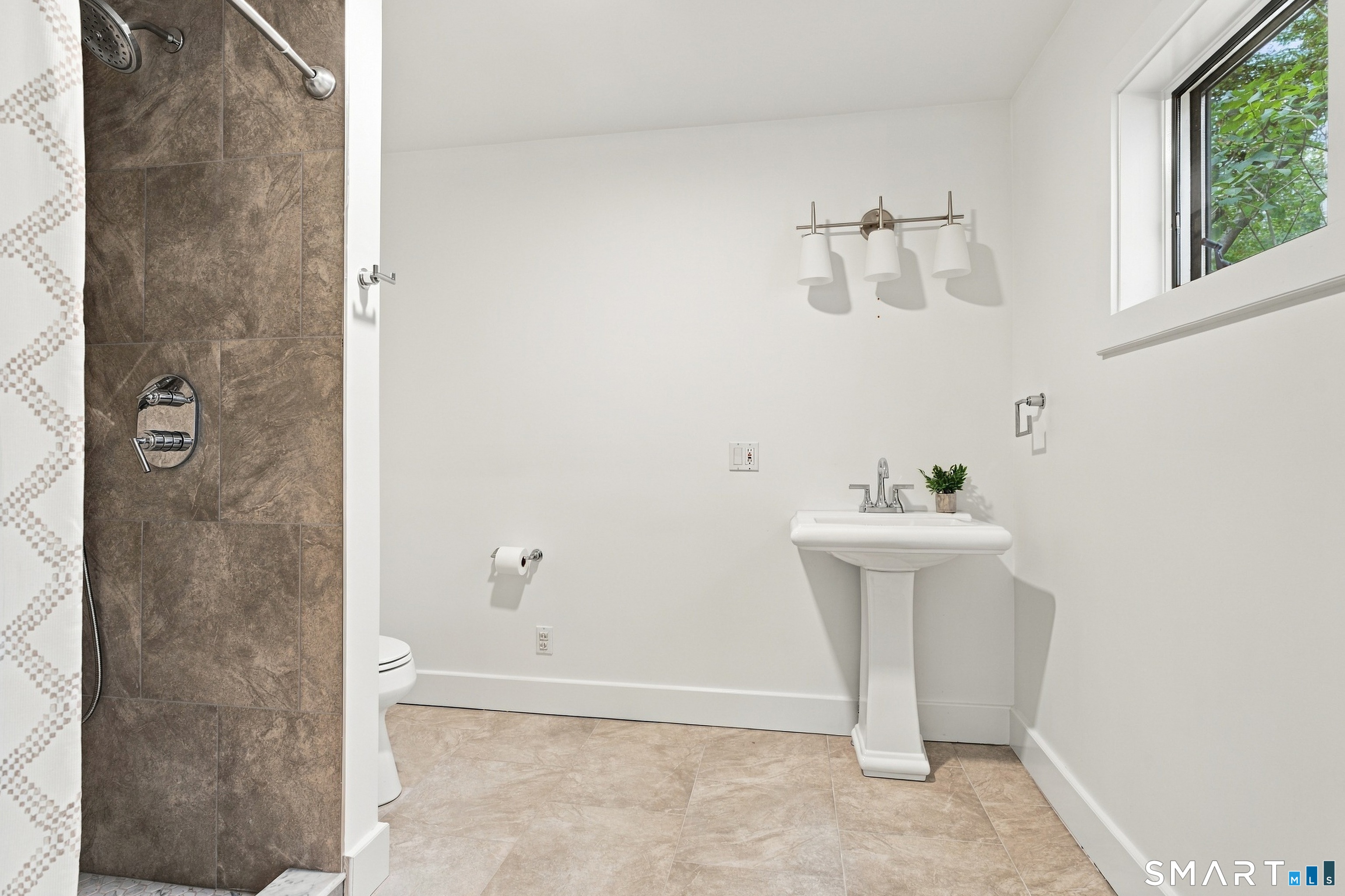 200 Deer Lane Guilford CT 06437